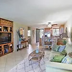 Kona Golf Condo On Eighteenth Tee With Pool Access