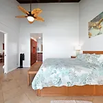 Keauhou Sea Cliff Oceanfront Hale