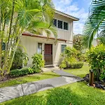 Ultimate Oceanfront Townhome Located On Kona Coast