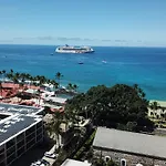 Kona Plaza #409