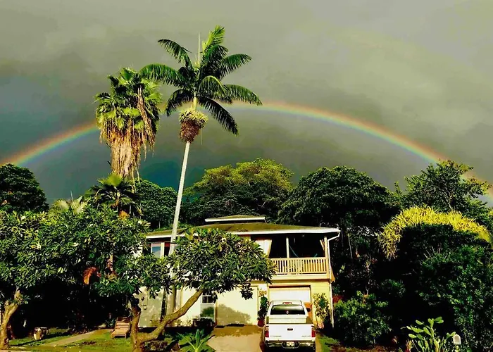 Hale Akala Lovely Ocean View Home