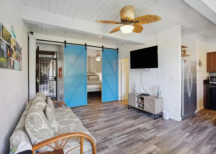 Airy Kailua-Kona Condo Less Than 1 Mi To Beach And Town
