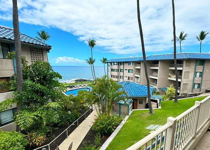 Exceptional Kona Reef Condo - Full Ac - Oceanfront - Walking Distance To Restaurants & Shops