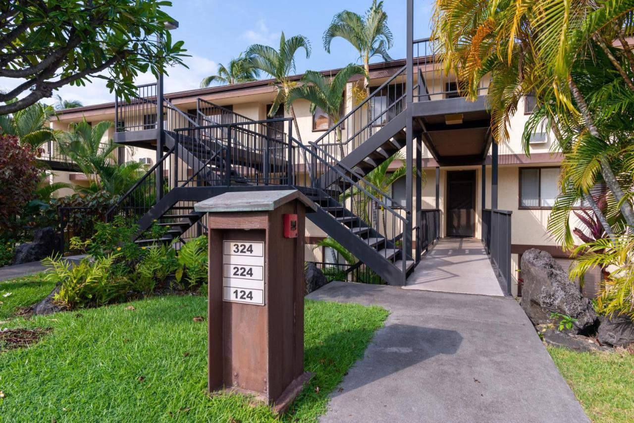 Country Club 124 Apartment