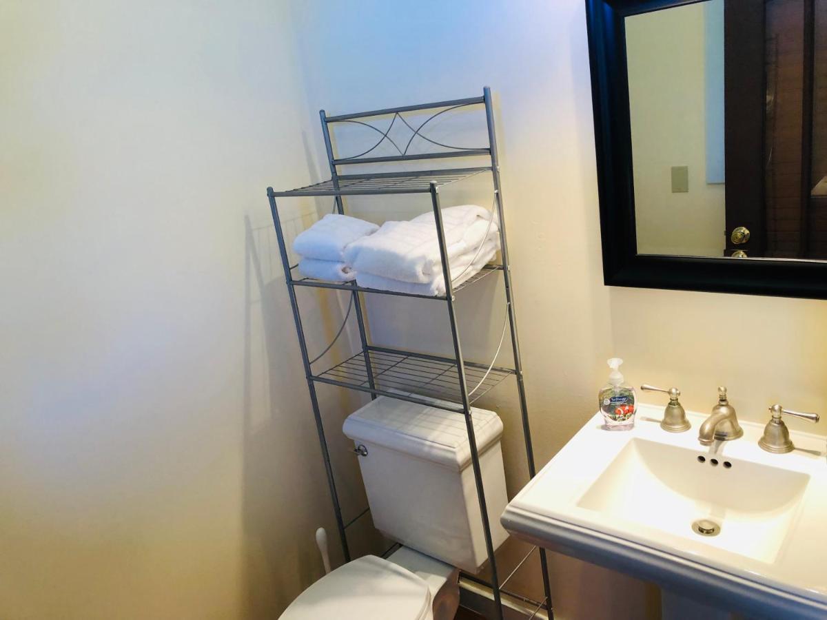 Holualoa Guest house