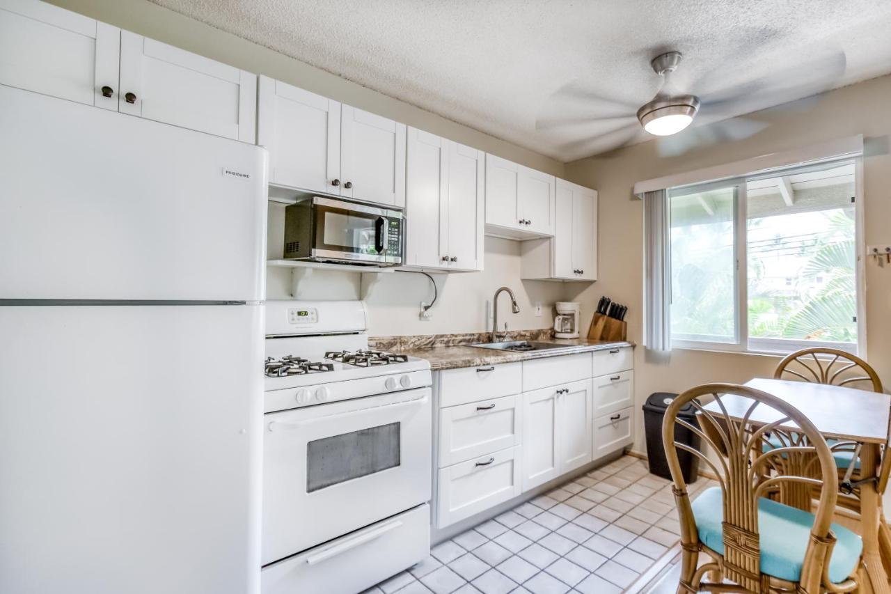 Kona Shores 230 Apartment