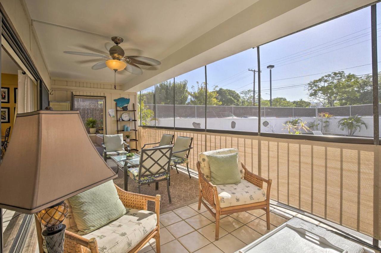 Centrally Located With Lanai! Apartment