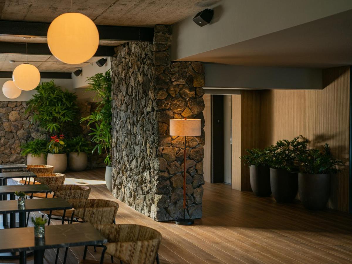 Pacific 19 Kona Hotel 4*