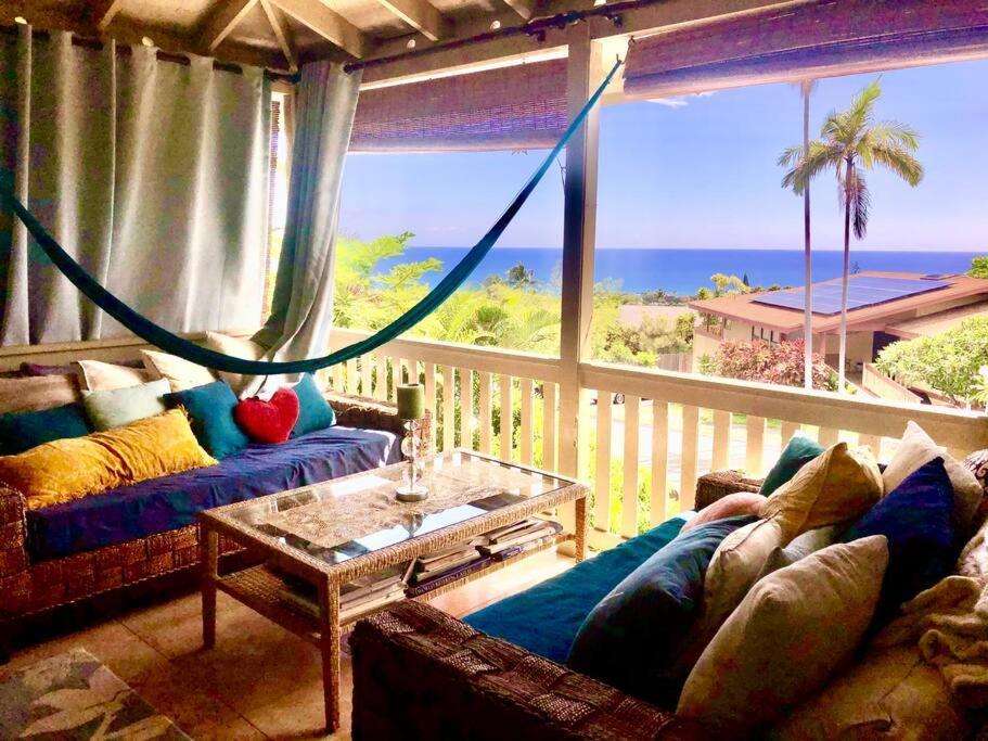 Hale Akala Lovely Ocean View Holiday home