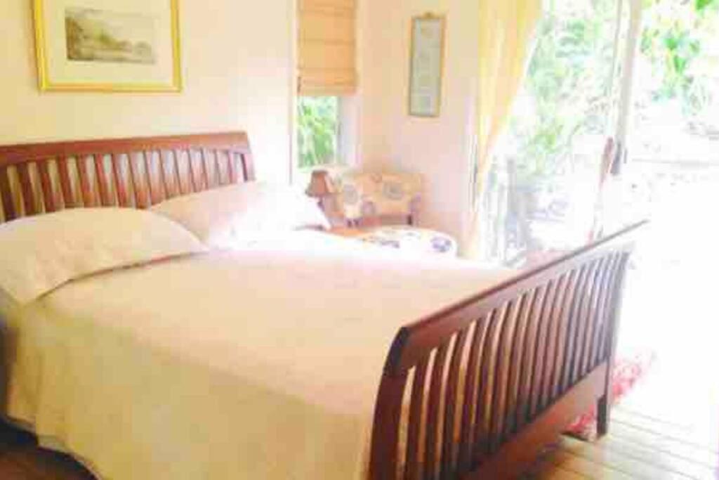 Hale Akala Lovely Ocean View Holiday home *
