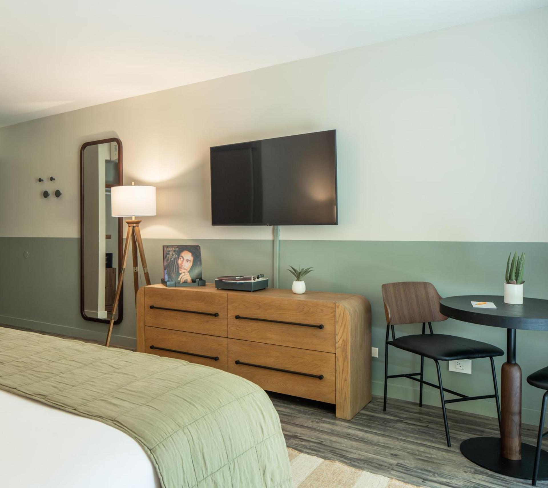 Hotel Pacific 19 Kona 4*