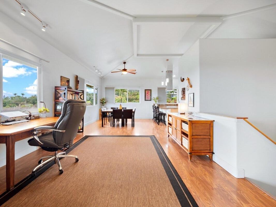 Oceanview Modern Cozy 3 Bed House Guest house