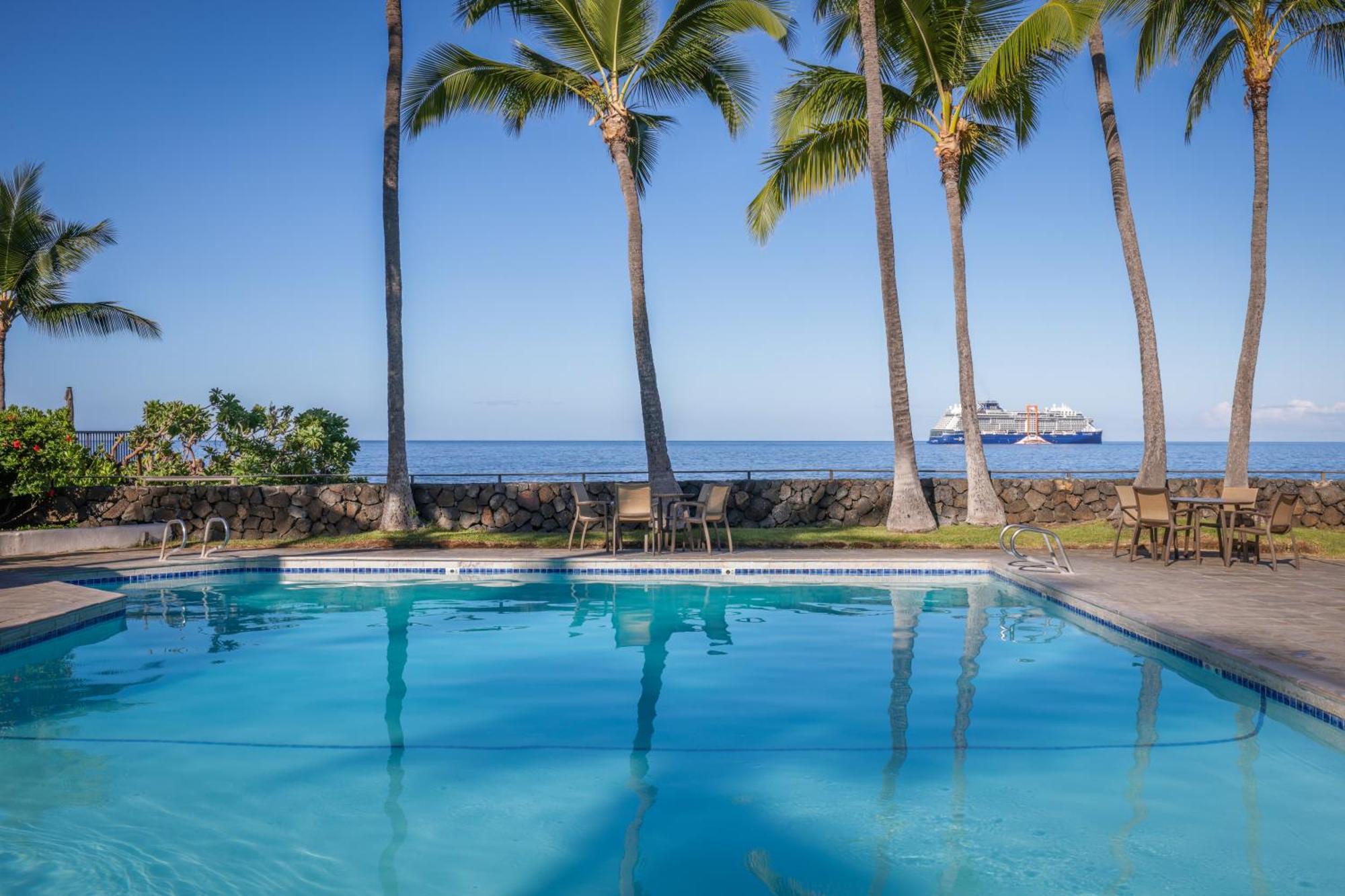 Royal Sea Cliff Kona By Outrigger * Kailua-Kona