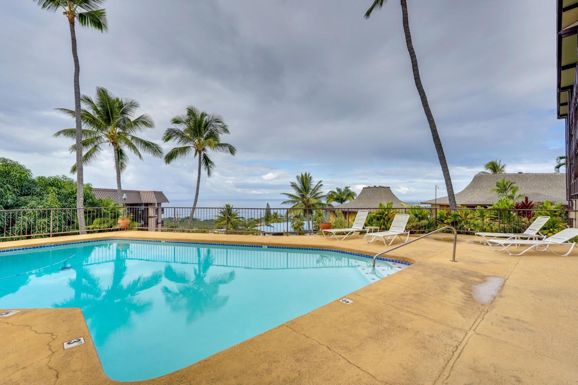 Coastal With Lanai And Pool! *