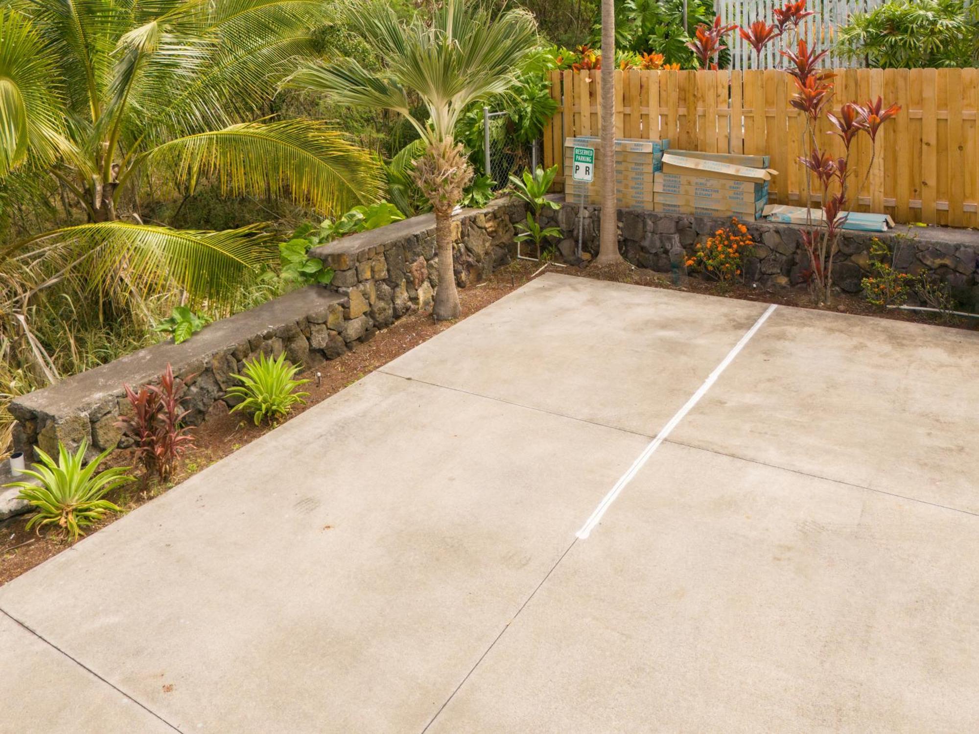 Kona Trio, Rent 3 Private Units Together