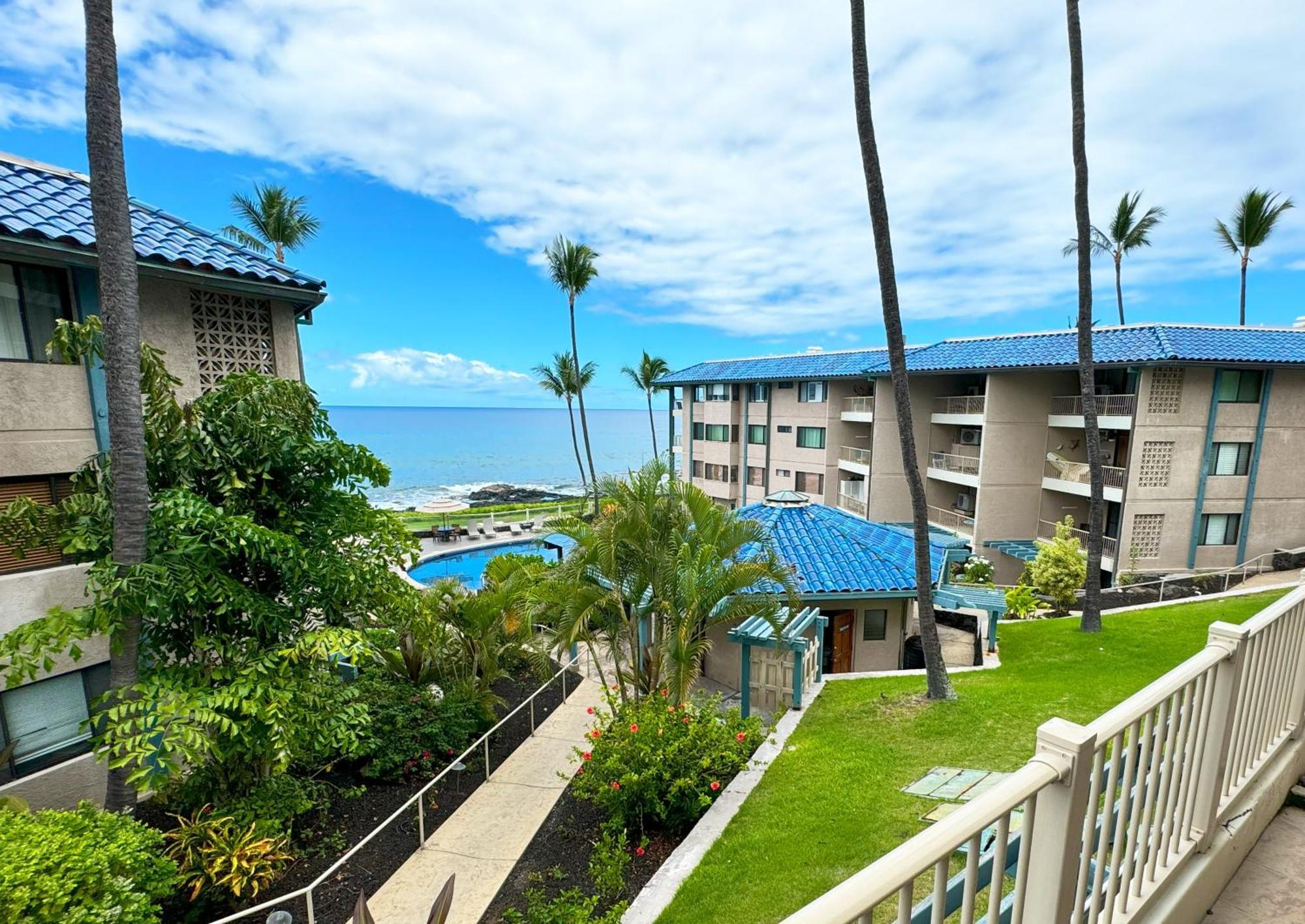 Exceptional Kona Reef - Full Ac - Oceanfront - Walking Distance To Restaurants & Shops *