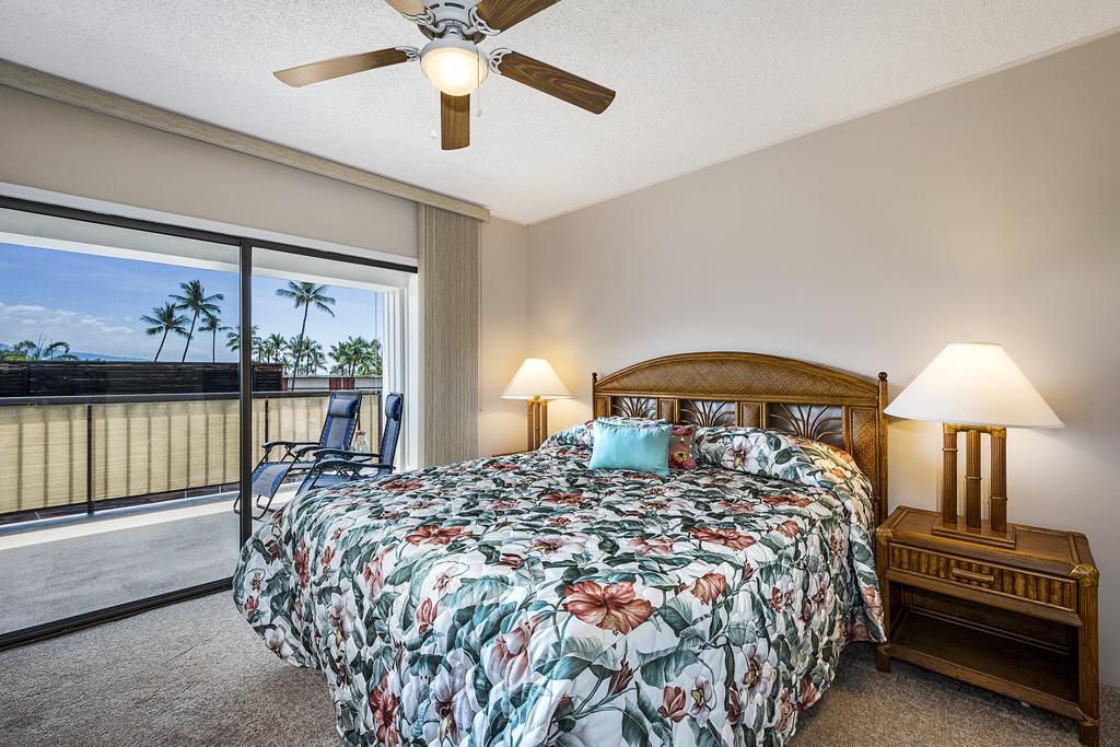 Kona Plaza #409
