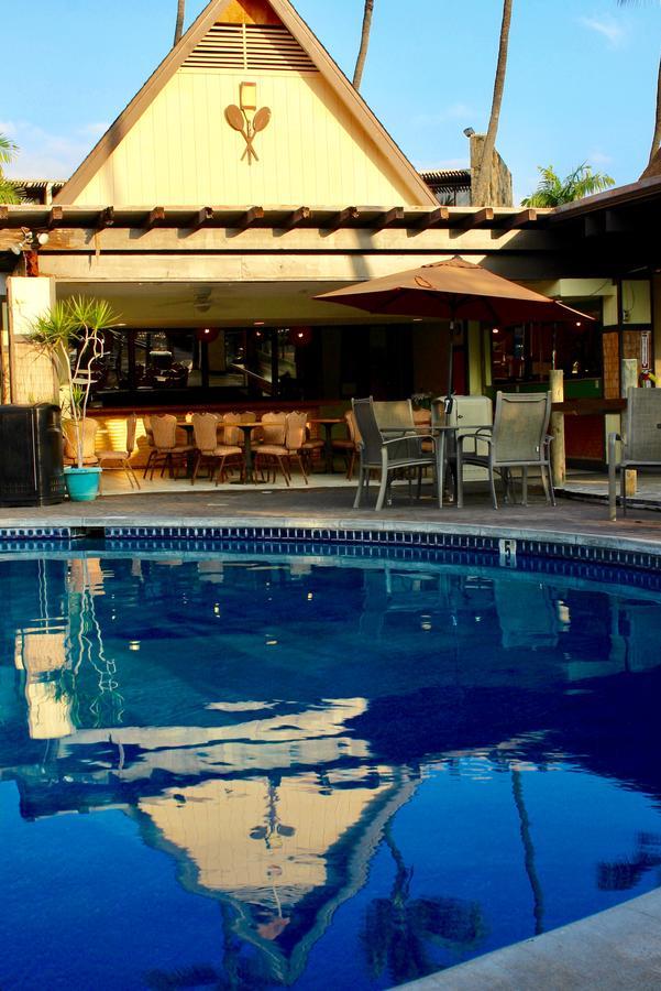 Uncle Billy's Kona Bay Hotel