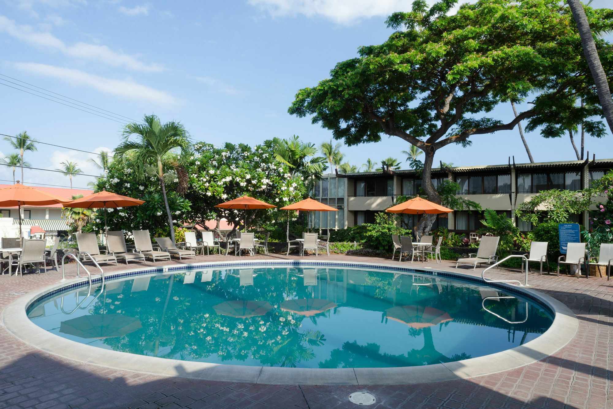 Uncle Billy's Kona Bay