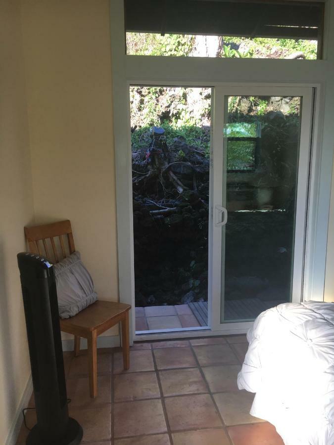 Holualoa Guest house *