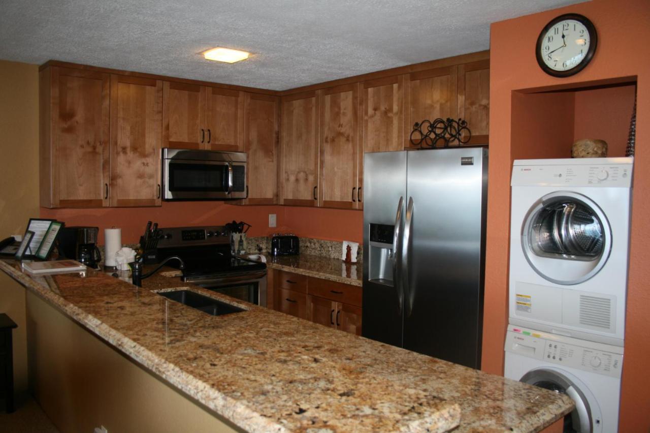 Sea Village 2nd Floor Direct Oceanfront Unit With Extensive Upgrades * Kailua-Kona