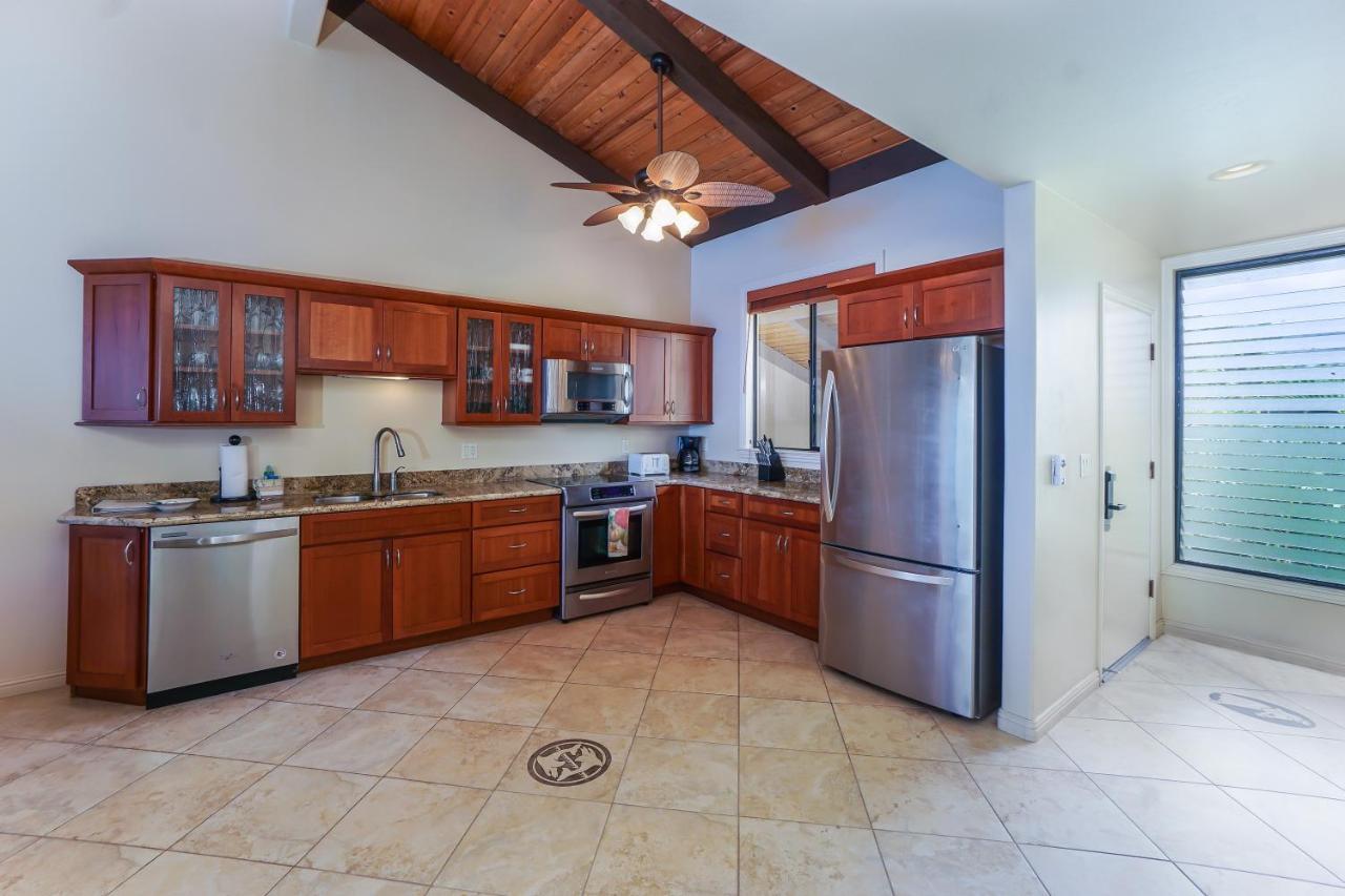 Holiday home Luxurious 3 Bedroom / 2 Ba Direct Oceanfront Kailua-Kona