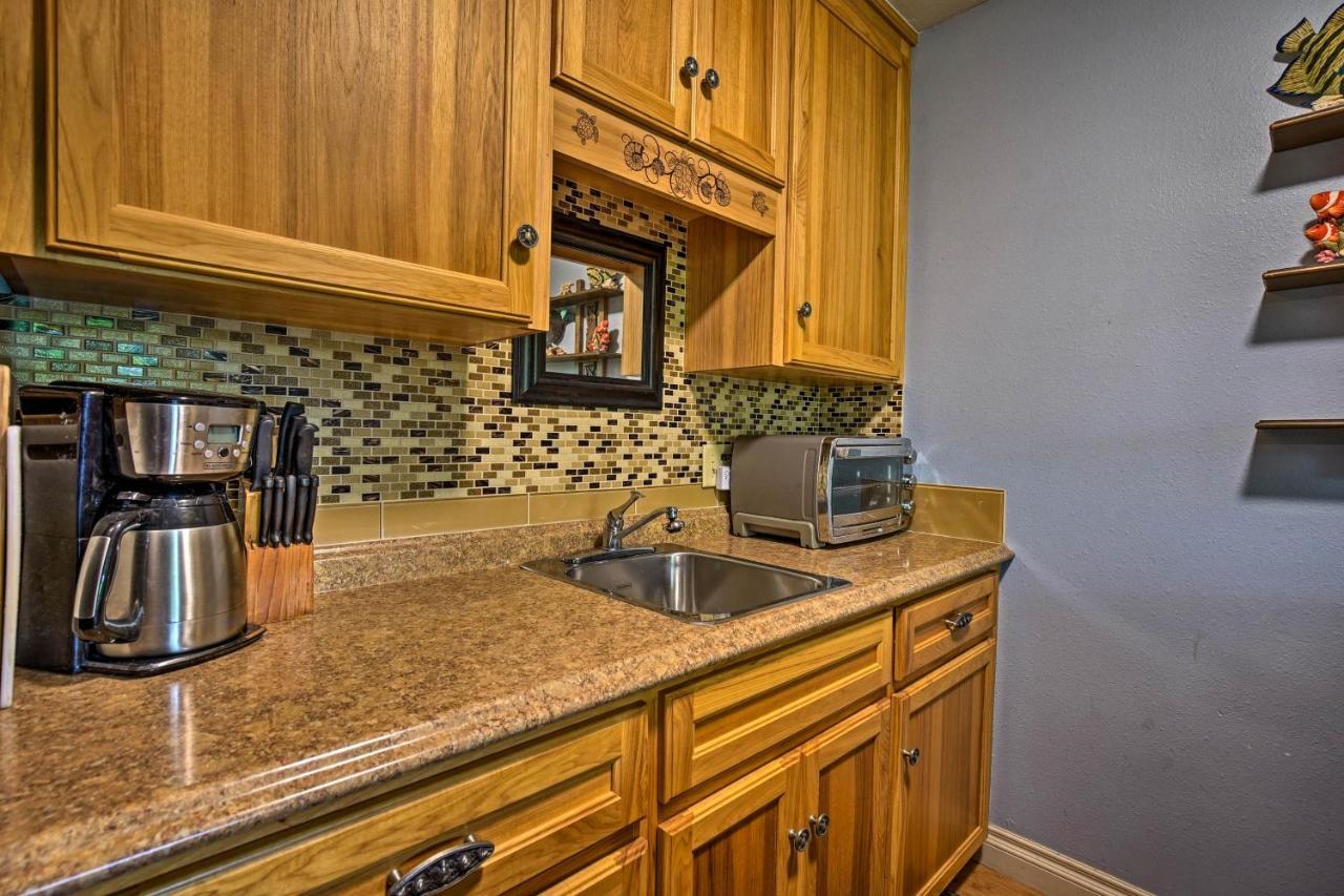 Apartment With Pool Access And Garden Views! Kailua-Kona