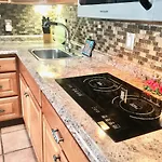 Da Kona West 305