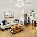 Kailua Village#701