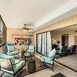 Kona Plaza 215