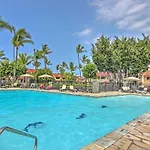 Airy Oceanfront Kailua-Kona Gem With Community Pool