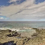 Cozy Kailua-Kona Condo With Lanai And Ocean View!