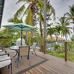 Breezy Kailua-Kona Bungalow With Lanai And Ocean View!