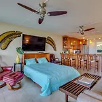Kona Pacific Top Floor Retreat Ocean View And Pool!