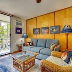 Kailua-Kona Vacation Rental - Walk To The Beach!
