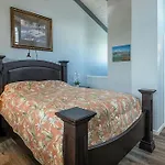 New! Kailua Bay Resort 2-306 - Beautifully Renovated Two-Story Condo With Primary Suite In Loft