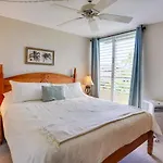 Kailua-Kona Condo With Ocean Views Walk To Beach!