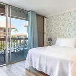 Kona Mansions 123