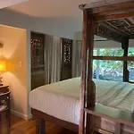Private And Quiet Guest Apt In Hawaii Cloud Forest