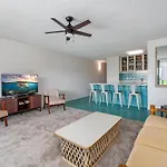 Big Island Kalanikai 307 Condo