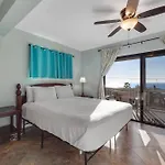 Walua Trail Estate