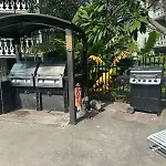 Islander Inn Condos