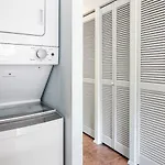 Kona Isle B22