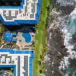 Kona Reef F2 - Charming Oceanfront Condo For 4