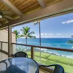 Luxurious 3 Bedroom / 2 Ba Direct Oceanfront Condo