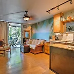 Great Location Downtown Kailua Kona, Beach And Pool