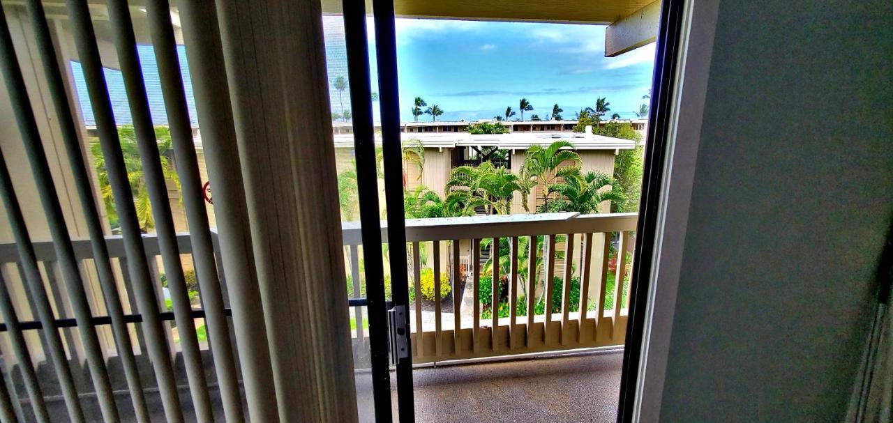 Ali'i Banyan Breeze Kailua-Kona
