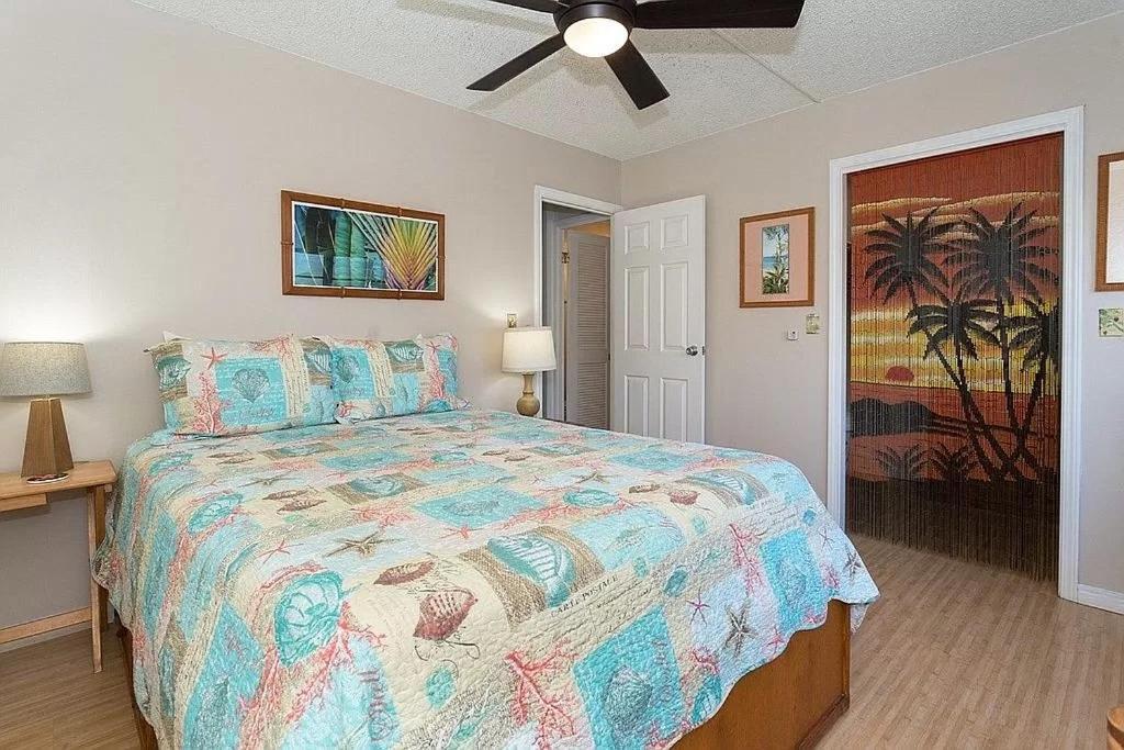 Enjoy The Sunset At Ocean Front 1br - Pool On Site! Kailua-Kona
