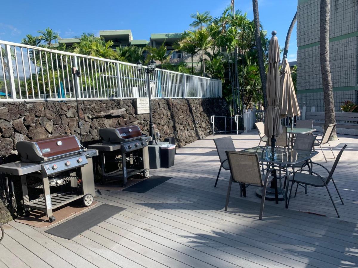 Enjoy The Sunset At Ocean Front 1br - Pool On Site!