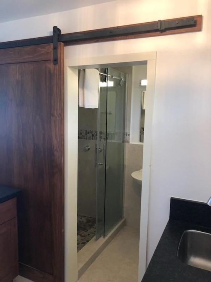Kona Tiki - No Fees Hotel *